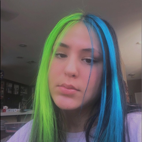 Meet your Posher, Tina - Picture 1 of 1